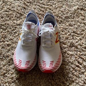 Like new! New Balance Big League Chew Men’s 8.